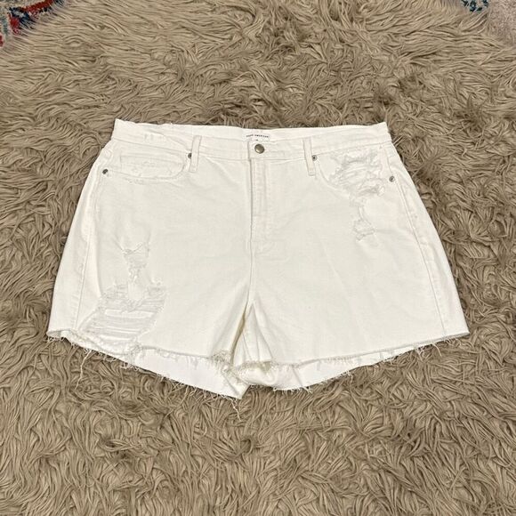 NWT Good American White Jean Shorts size 15 - Picture 1 of 5